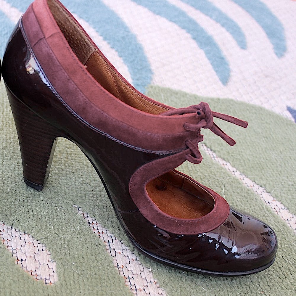 Sofft Burgundy Leather Lace Up Heels Round Toe Retro Vintage Inspired